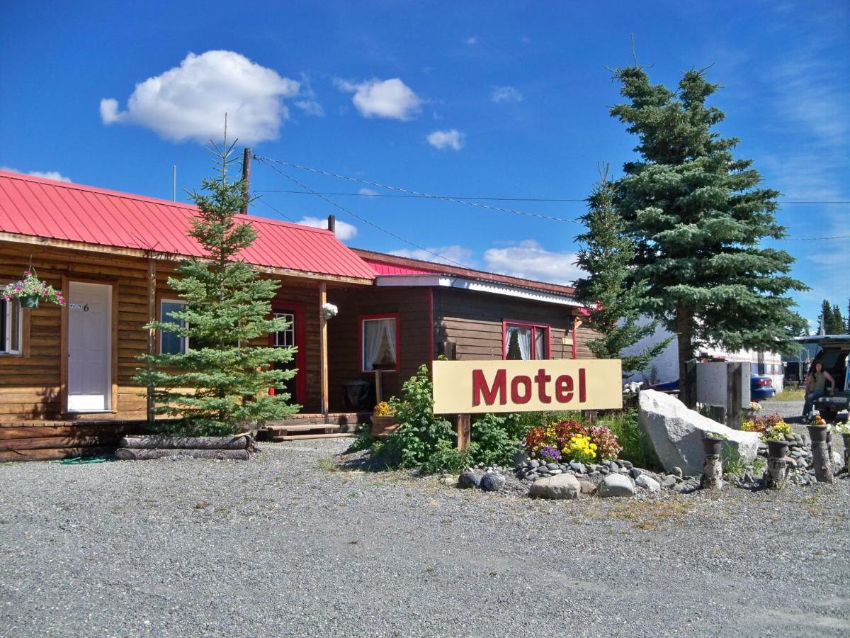 Stardust Motel Haines Junction Bagian luar foto