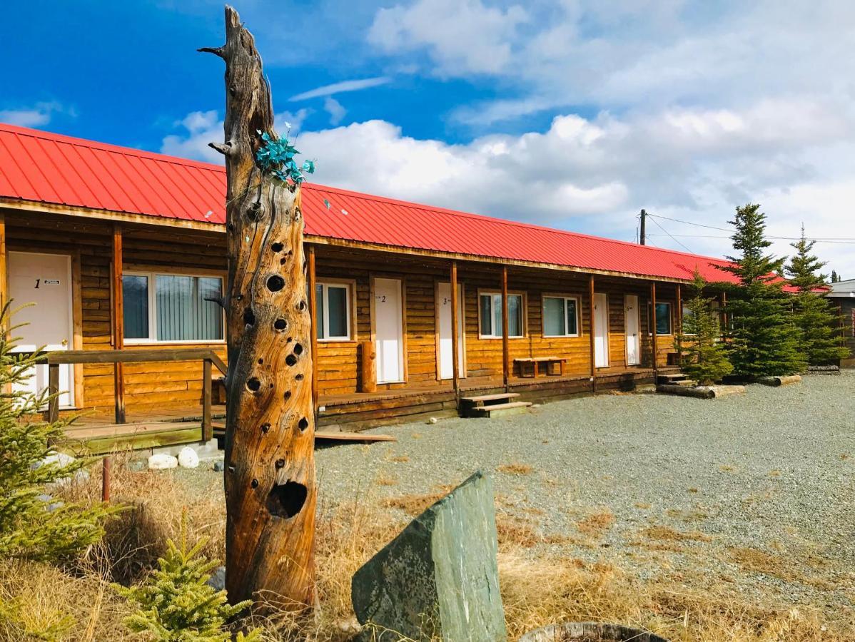 Stardust Motel Haines Junction Bagian luar foto